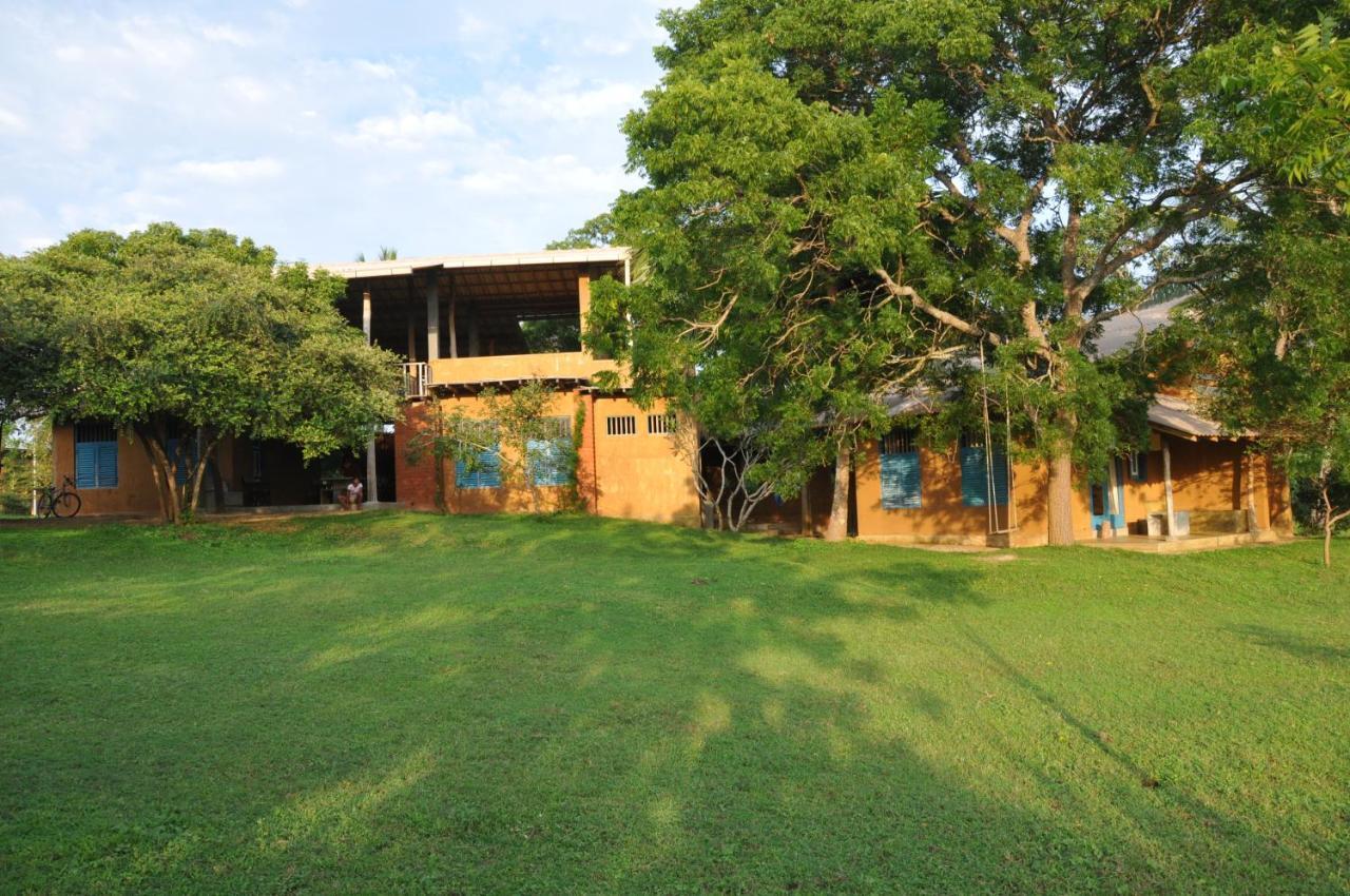 Back Of Beyond - Wellness Retreat Villa Tangalle Exterior photo