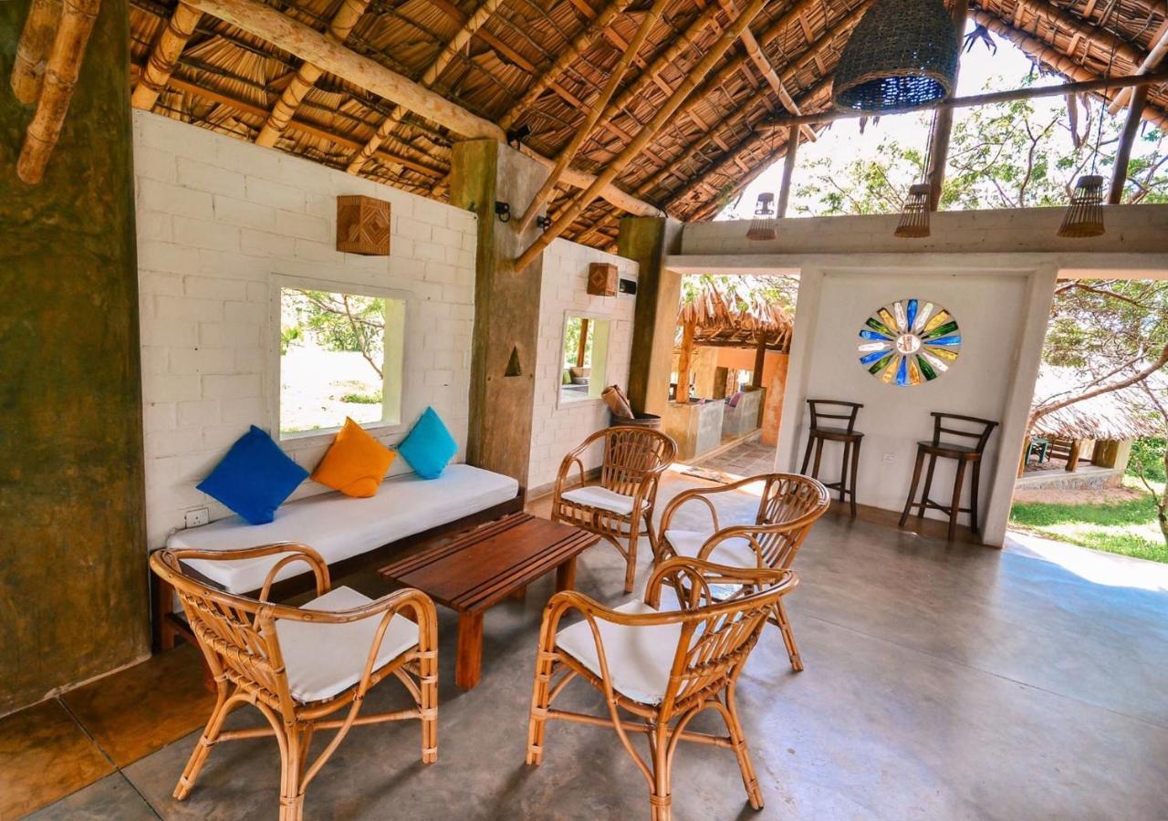 Back Of Beyond - Wellness Retreat Villa Tangalle Exterior photo
